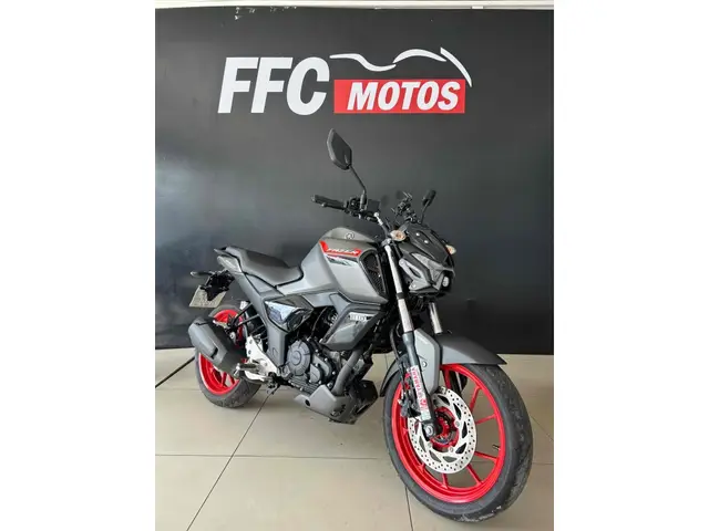 Moto Yamaha Fazer FZ15 2025 Connected