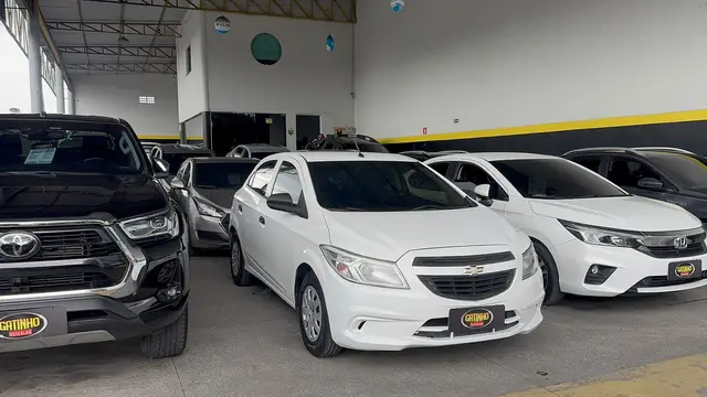 Carro Chevrolet Onix 2018 1.0 Joy SPE/4
