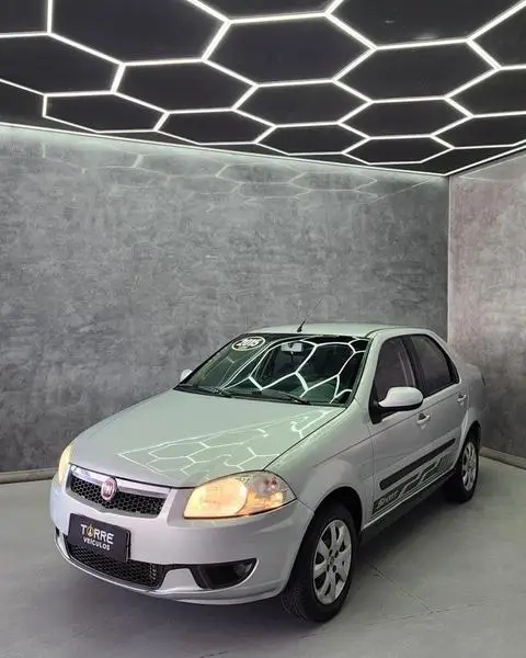 Carro Fiat Siena 2015 EL 1.0 8V (Flex)