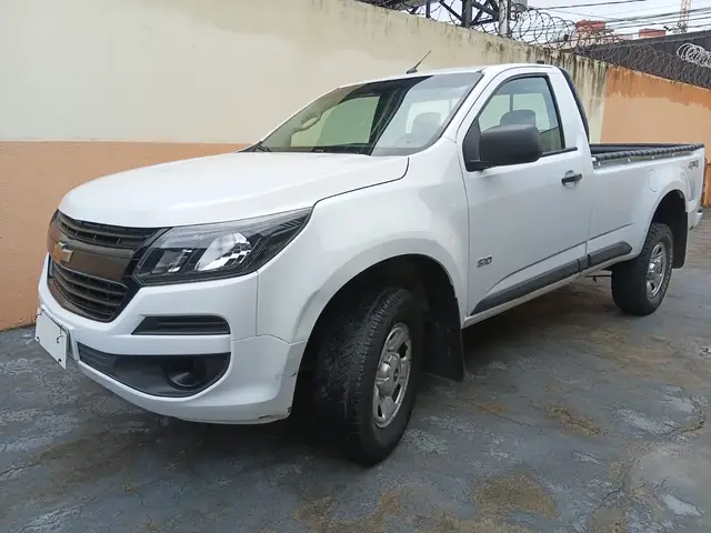 Carro Chevrolet S10 Cabine Simples 2020 S10 2.8 CTDi Cabine Simples LS 4WD