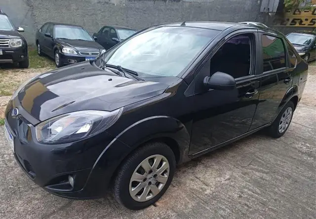 Carro Ford Fiesta Sedan 2011 1.6 (Flex)