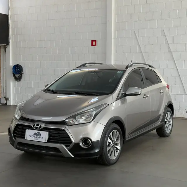 Carro Hyundai HB20X 2017 Style 1.6 Flex 16V Aut.