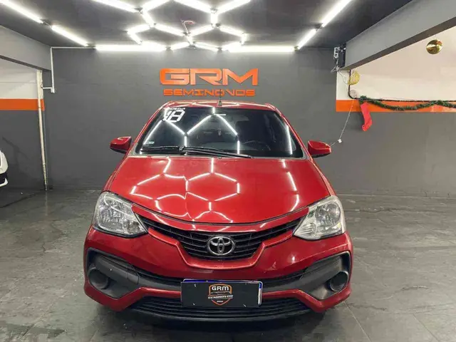 Carro Toyota Etios 2018 X 1.3 (Flex)