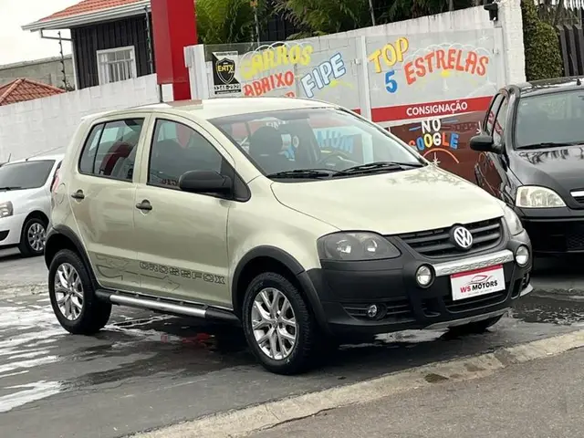 Carro Volkswagen CrossFox 2010 1.6 (Flex)