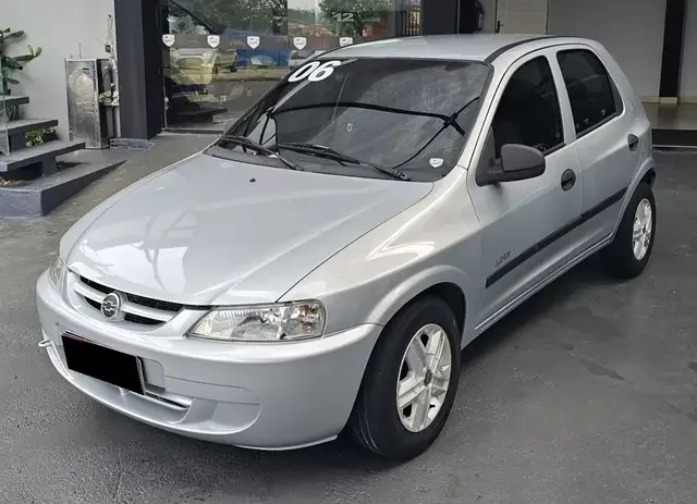 Carro Chevrolet Celta 2005 Spirit 1.0 VHC 4p