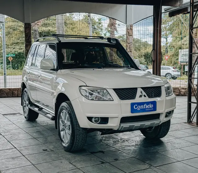 Carro Mitsubishi Pajero TR4 2011 2.0 16V 4x4 (Flex) (Aut)