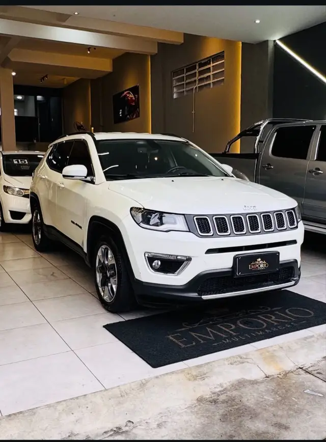 Carro Jeep Compass 2019 2.0 Longitude 4x2 (Aut) (Flex)