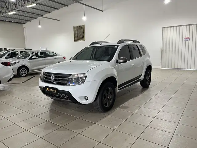 Carro Renault Duster 2015 2.0 16V Dynamique (Flex)