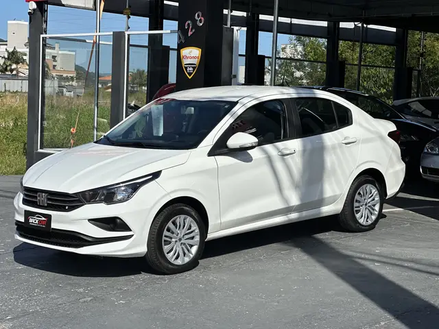 Carro Fiat Cronos 2025 Drive 1.0