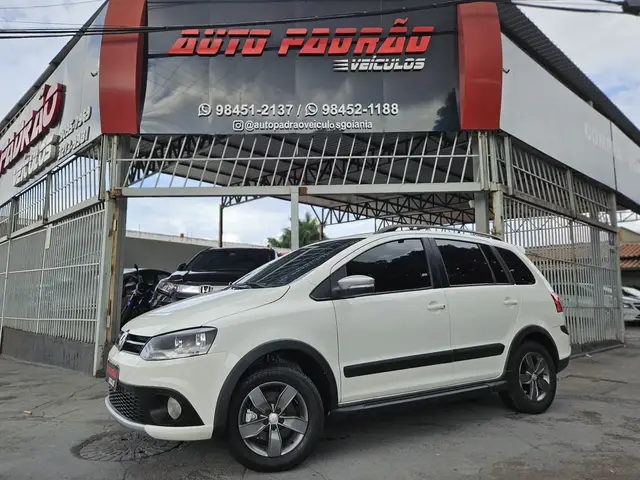 Carro Volkswagen SpaceCross 2012 1.6 8V (Flex)