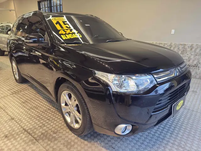Carro Mitsubishi Outlander 2015 GT 4WD 3.0 V6 (Aut)