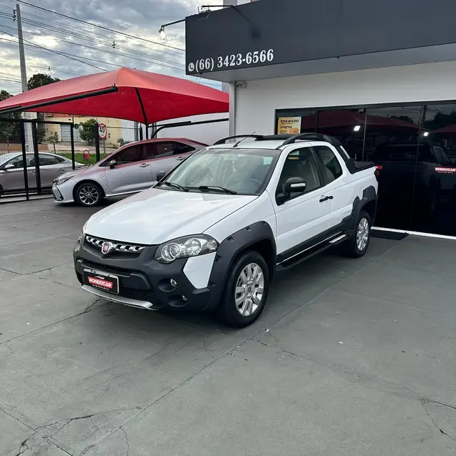 Carro Fiat Strada 2014 Adv.1.8 16V Dualogic Flex CD