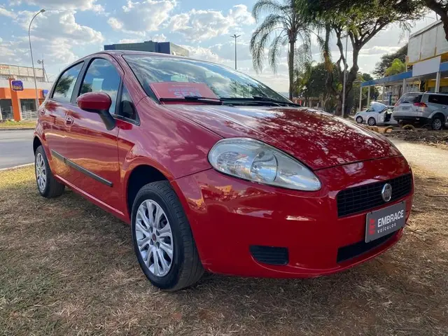Carro Fiat Punto 2012 Attractive 1.4 (Flex)