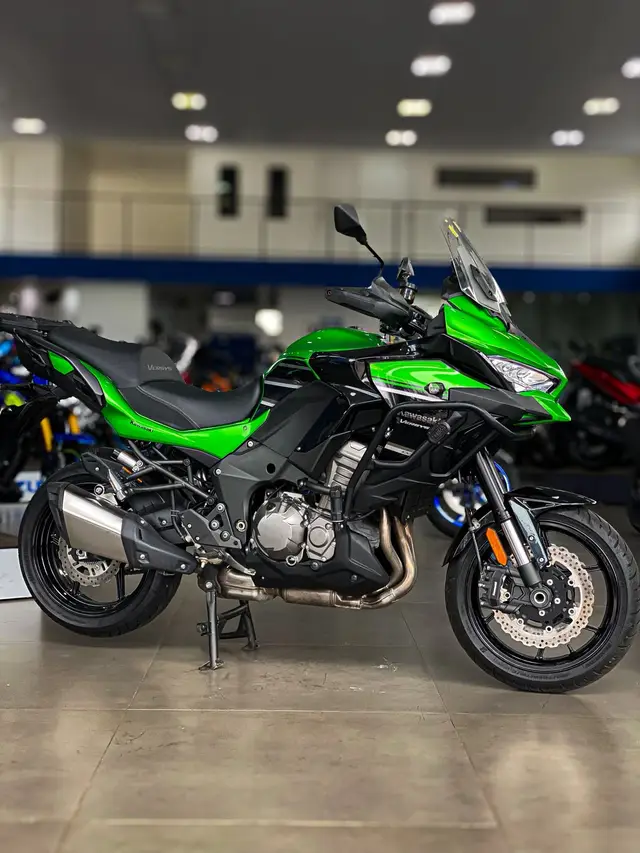 Moto Kawasaki Versys 2021 1000
