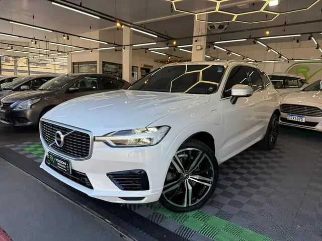 Carro Volvo XC60 2019 2.0 T8 Hybrid R-Design AWD