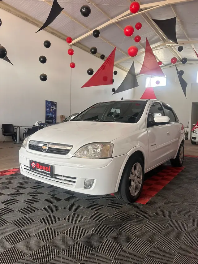 Carro Chevrolet Corsa Sedan 2012 Premium 1.4 (Flex)