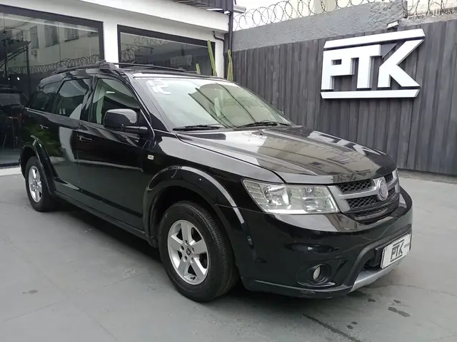 Carro Fiat Freemont 2012 2.4 16V Emotion (Aut)