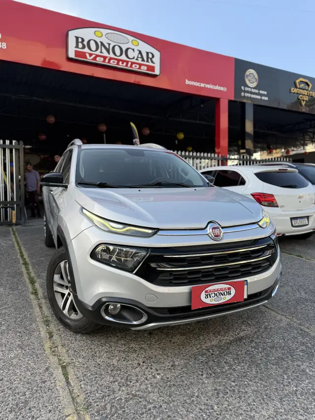 Carro Fiat Toro 2017 Volcano 2.0 diesel AT9 4x4