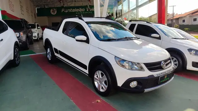Carro Volkswagen Saveiro 2013 Cross 1.6 (Flex) (cab. estendida)