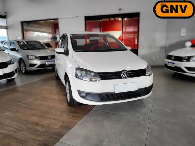 Carro Volkswagen Fox 2014 1.6 VHT (Flex)