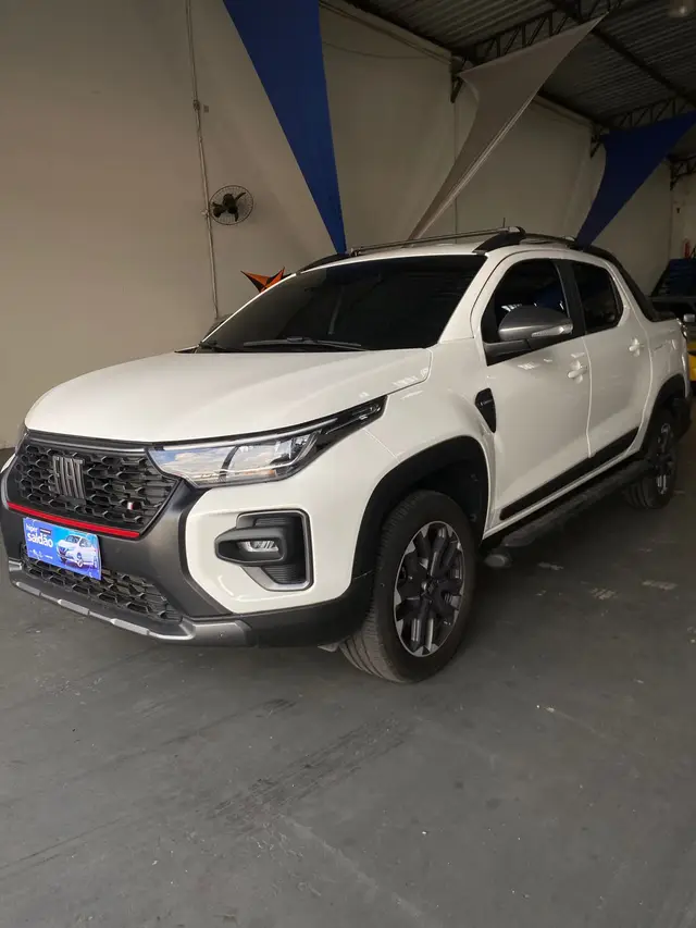 Carro Fiat Strada 2025 Ultra 1.0 Turbo