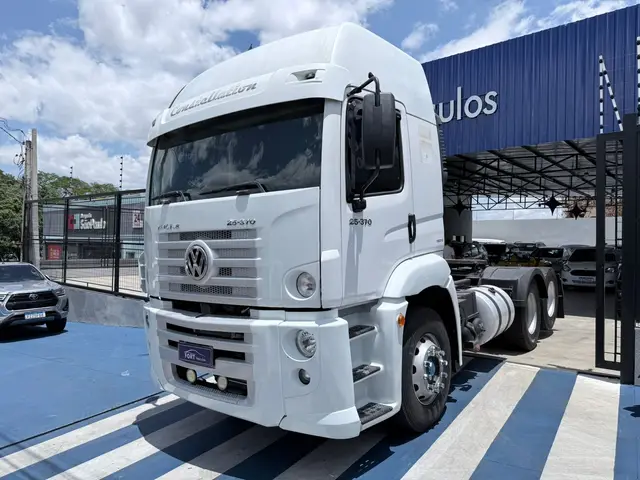 Caminhão Volkswagen 25.370 e 2011 Vw 25.370 E 6X2 (Constellation) (3 Eixos)