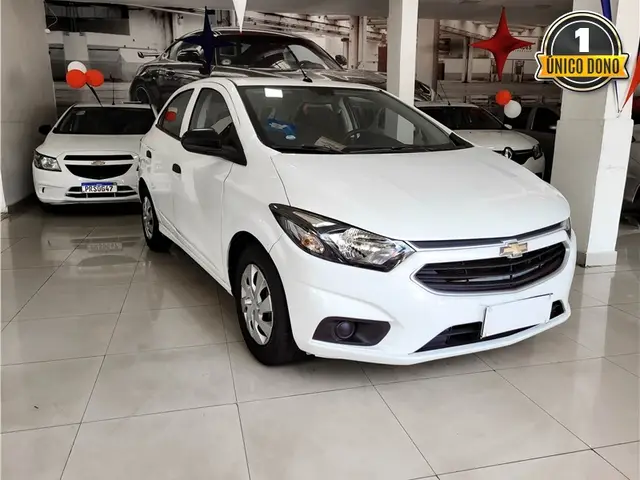 Carro Chevrolet Onix 2020 1.0 (Flex)