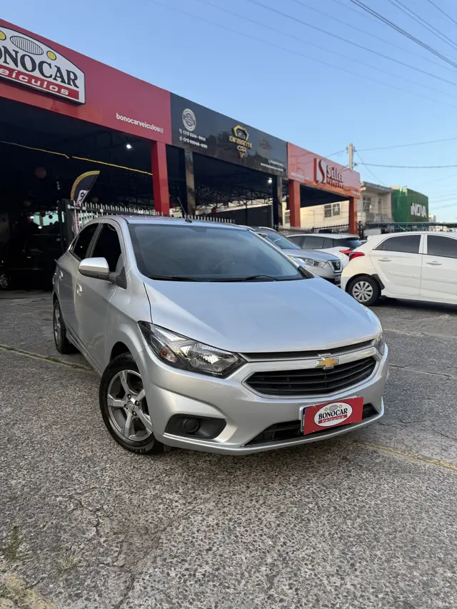 Carro Chevrolet Onix 2018 1.4 LT SPE/4 (Aut)