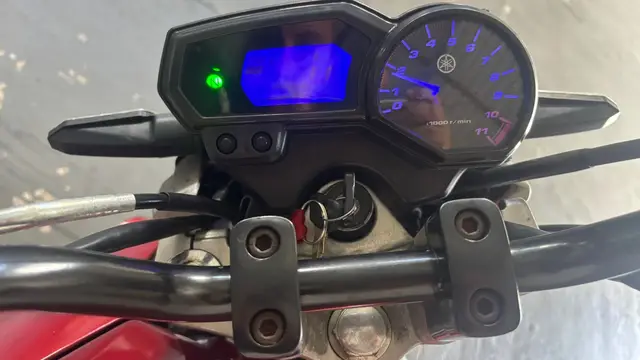 Moto Yamaha YS 250 Fazer 2013 FAZER L. EDITION /BLUEFLEX