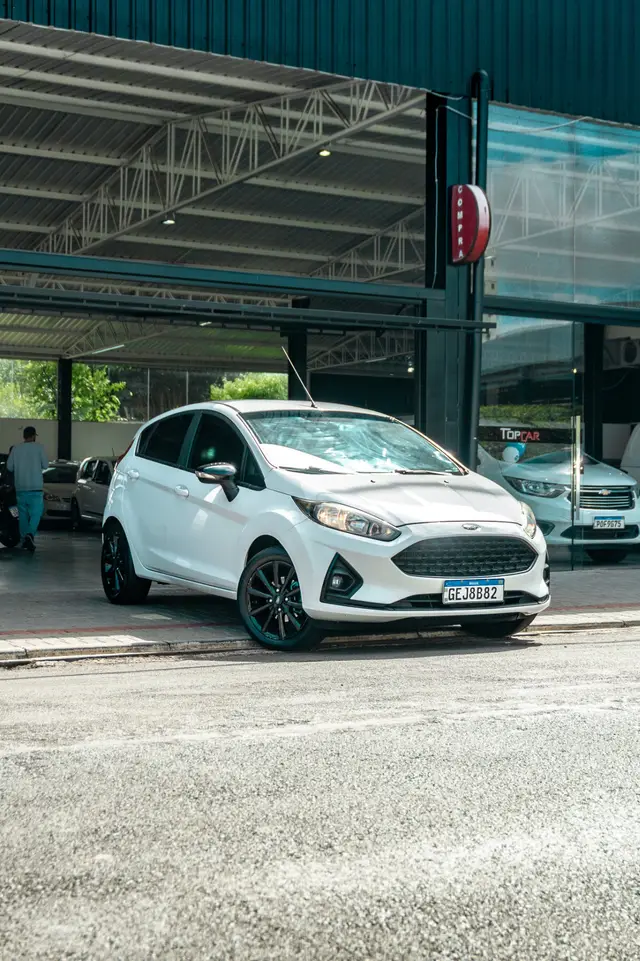 Carro Ford New Fiesta Hatch 2018 New Fiesta SEL Style 1.0 EcoBoost (Aut)