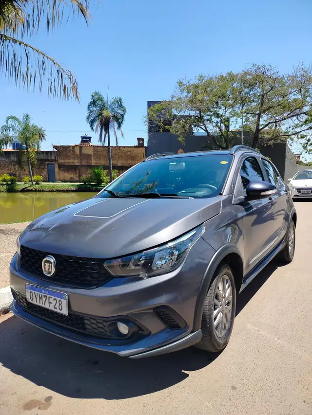Carro Fiat Argo 2020 1.3 Trekking (Flex)