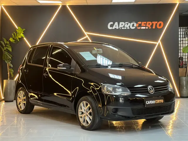 Carro Volkswagen Fox 2011 1.6 8V (Flex)