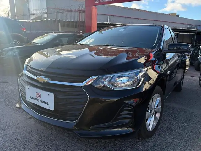 Carro Chevrolet Onix Plus 2023 LT 1.0 Turbo