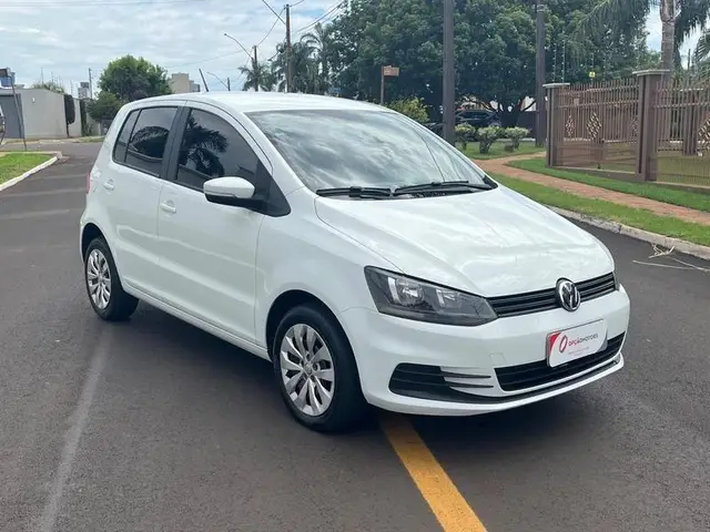 Carro Volkswagen Fox 2018 1.0 MPI Track (Flex)