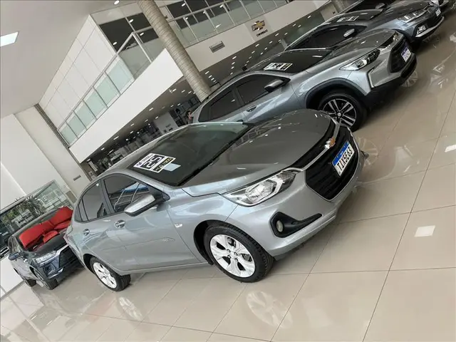 Carro Chevrolet Onix Plus 2025 LTZ 1.0 Turbo (Aut.)