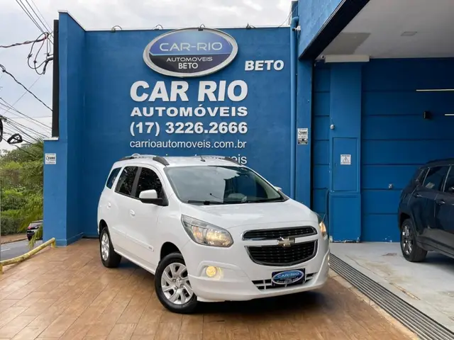 Carro Chevrolet Spin 2015 LTZ 7S 1.8 (Flex)