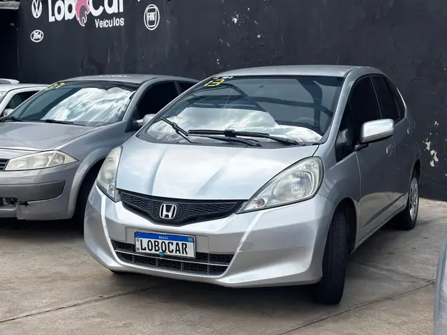 Carro Honda Fit 2013 DX 1.4 (Flex)