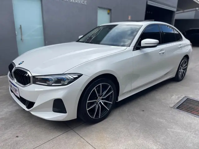 Carro BMW 320i 2025 Sport GP 2.0 Turbo (Aut.)