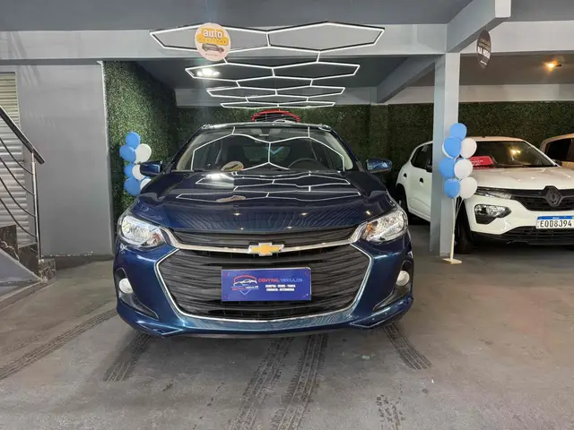 Carro Chevrolet Onix Plus 2025 LT 1.0