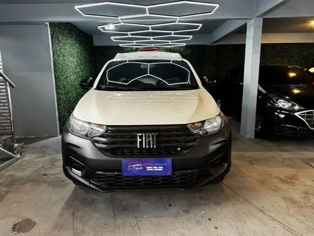 Carro Fiat Strada 2022 Endurance 1.4 CD (Flex)