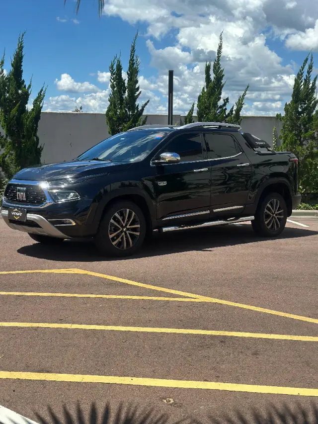 Carro Fiat Toro 2023 Ranch 2.0 TDI 4x4 (Aut)