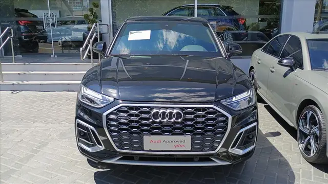 Carro Audi Q5 2022 SB Perf. 2.0 TFSIe S.Tr. Qt (Hib.)