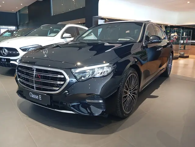 Carro Mercedes-Benz E 300 2026 Exclusive 2.0 Turbo Gasolina (Aut)
