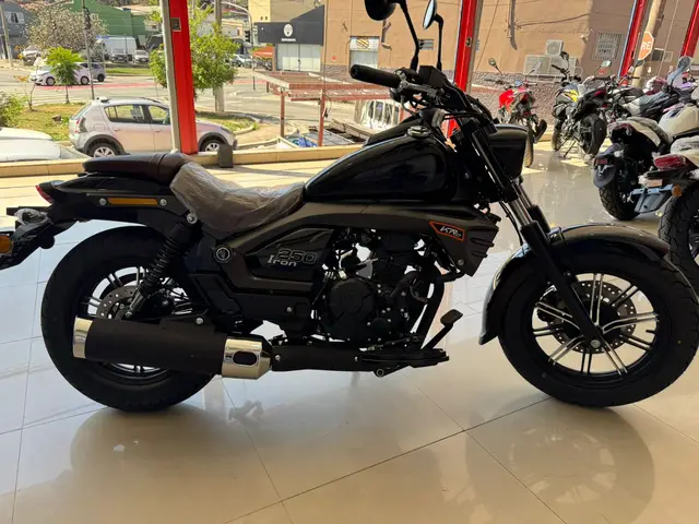 Moto Shineray Iron 250 2026 EFI