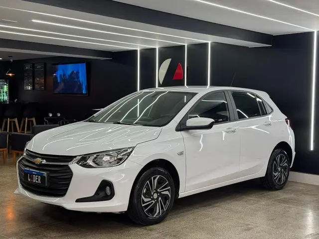 Carro Chevrolet Onix 2025 1.0