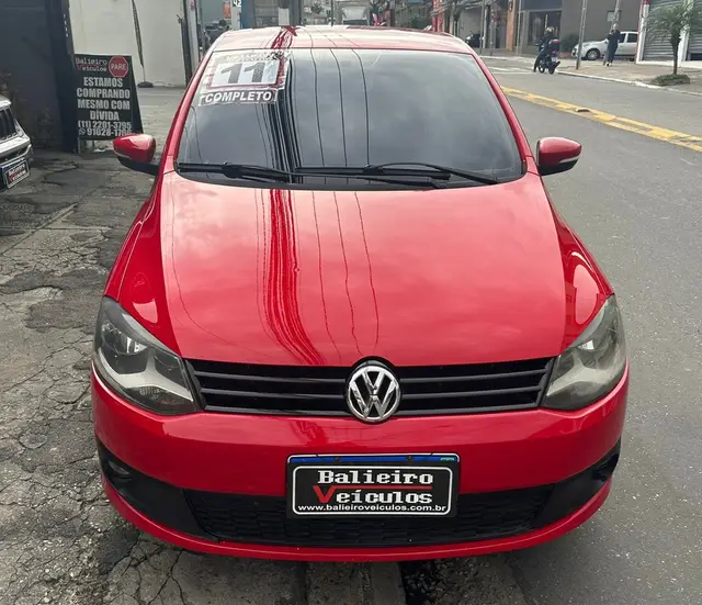 Carro Volkswagen Fox 2011 1.6 8V (Flex)