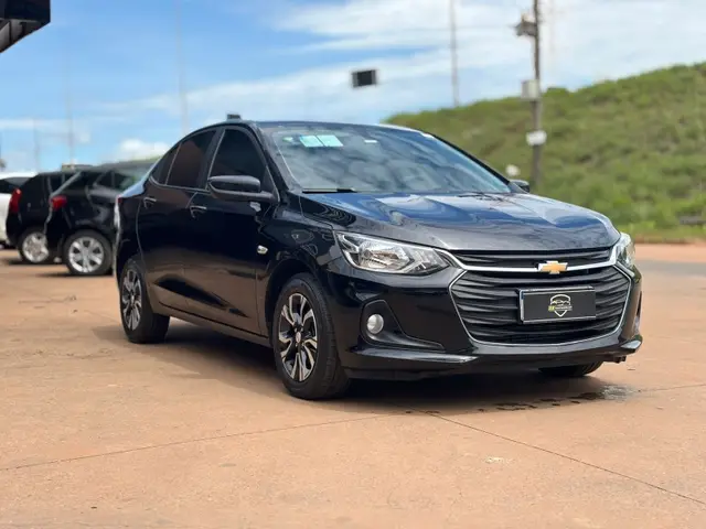 Carro Chevrolet Onix Plus 2024 LT 1.0 Turbo