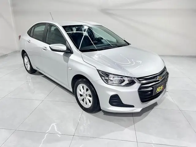 Carro Chevrolet Onix Plus 2023 LT 1.0
