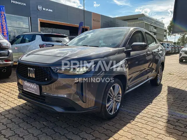 Carro Fiat Fastback 2024 Turbo 200