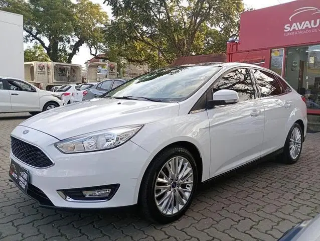 Carro Ford Focus Sedan 2017 SE 2.0 PowerShift